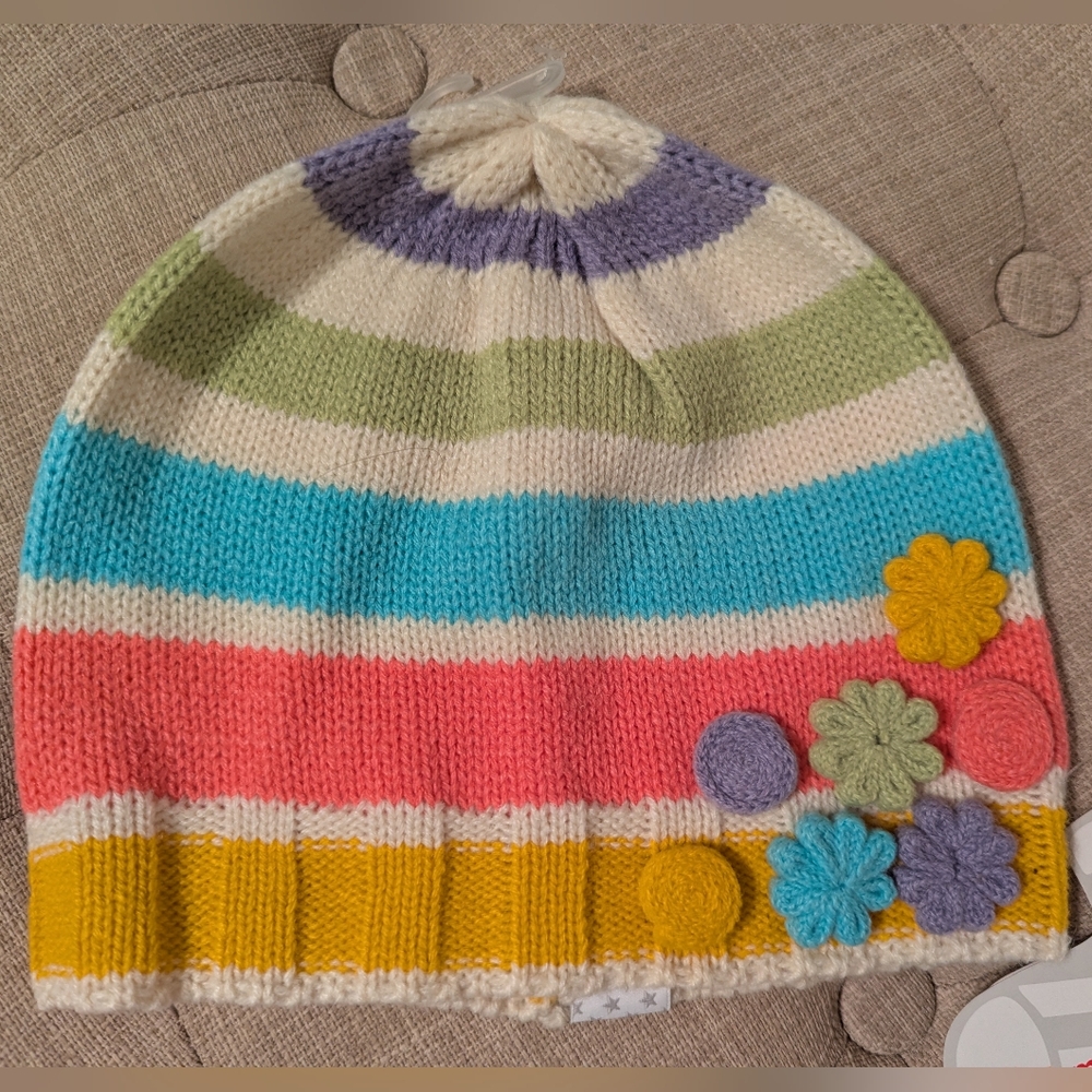 Little MissMatched women's 100% acrylic beanie - NWT